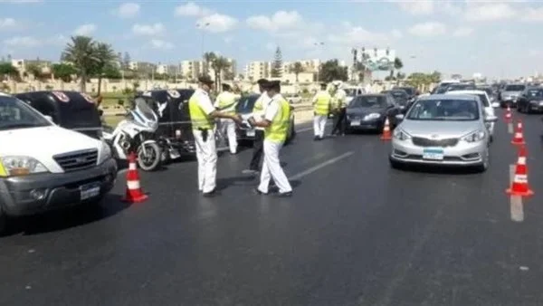 إعادة الحركة المرورية على الطريق الزراعي السريع