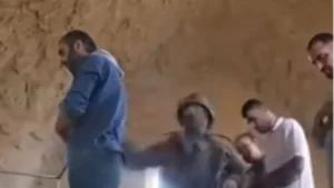 اقتحام مسجد في نابلس ومنع الصلاة عن المصلين
