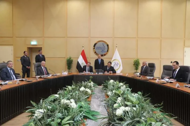 توقيع اتفاقية لتطوير خدمات النقل الإلكتروني