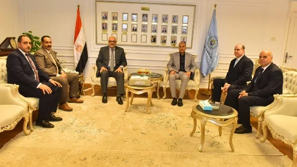 لقاء محافظ أسيوط ووفد البنك الزراعي المصري