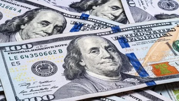 سعر الدولار اليوم بعد انخفاضه في البنوك