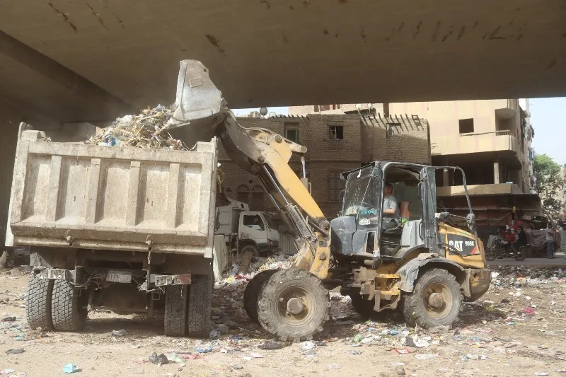 رفع 894 طن من المخلفات في شوارع شرق الإسكندرية