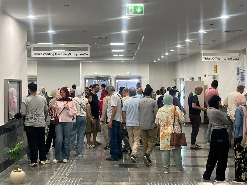 إقبال كبير على مونوريل شرق النيل في العاصمة الجديدة