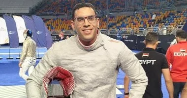 محمد عامر يتأهل لدور الـ64 بكأس العالم لسلاح السيف