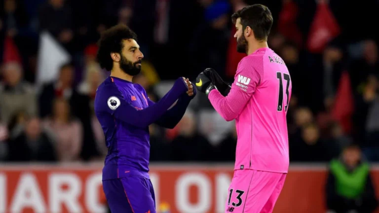 أليسون بيكر: محمد صلاح أسطورة ليفربول وإرثه للأجيال