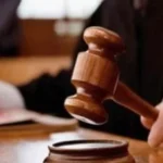 حبس شخصين بتهمة تحطيم حاجز الطريق الدائري بالخصوص