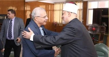 مشاركة مفتى الجمهورية في مناقشة رسالة دكتوراه بالزقازيق