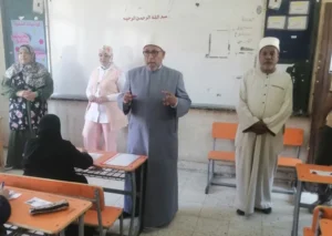 رئيس منطقة القاهرة الأزهرية يتفقد امتحانات الثانوية الأزهرية