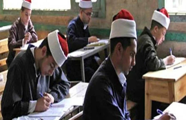 امتحان التاريخ لطلاب الثانوية الأزهرية بكفر الشيخ