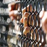تجديد حبس متهم بخدش الحياء أمام سكن طالبات بدر