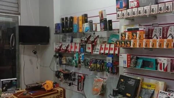 ضبط مالك محل لبيع أجهزة ريسيفر غير مرخصة بالشرقية