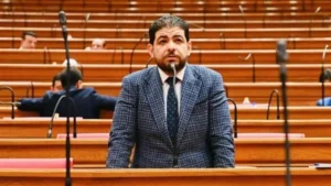 تكريم سيدة ميكروباص الشرقية ودعوات للمسؤولية الاجتماعية