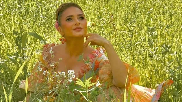 نيللي كريم تتحدث عن فيلم "القصص" وتفاصيل شخصيتها
