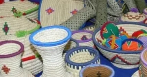 صناعة الخوص: صبر وإتقان في واحات الوادي الجديد