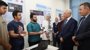 افتتاح معرض تطبيقات الذكاء الاصطناعي بجامعة المنيا الأهلية