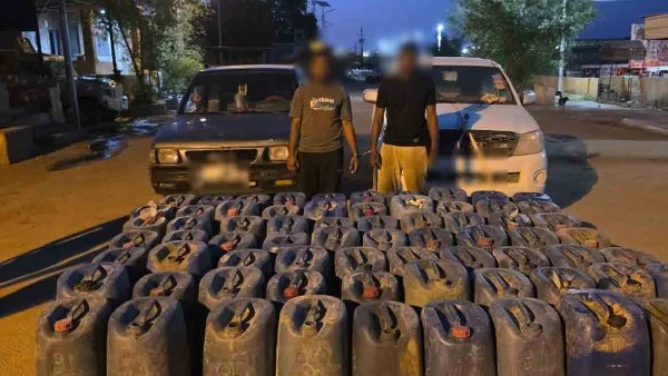 ضبط 4500 لتر من المواد البترولية في أسوان