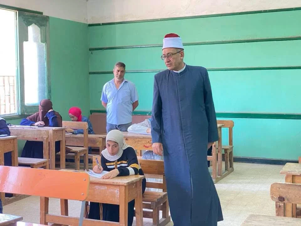 امتحانات الثانوية الأزهرية بكفر الشيخ تسير بانضباط كامل