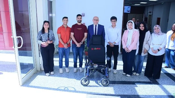 زيارة رئيس جامعة سوهاج لمعمل التصنيع الرقمي