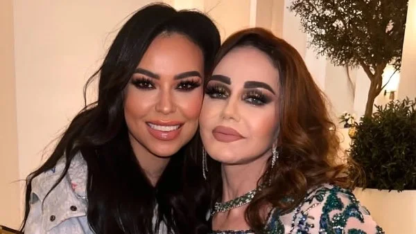 مروة ناجي تحتفل بلقاء ميادة الحناوي في موازين
