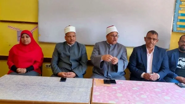 تفعيل النشاط الصيفي في منطقة الوادي الجديد الأزهرية