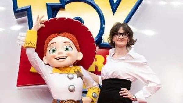 جوان كوزاك تكشف أسرار شخصية جيسي في Toy Story