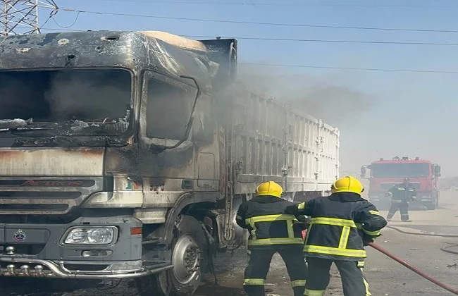 السيطرة على حريق في سيارة نقل ثقيل بالمعادي