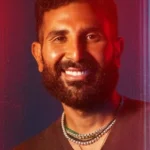 أحمد سعد يشعل حفلًا جماهيريًا بكندا