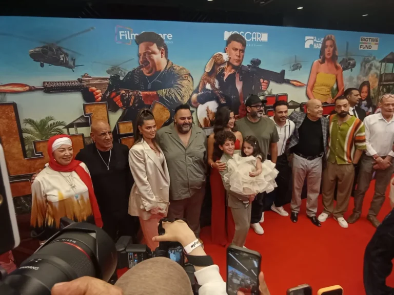 عرض خاص لفيلم «صقر وكناريا» يجذب النجوم