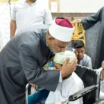 مبادرة توزيع المصاحف في قنا لتعزيز تحفيظ القرآن