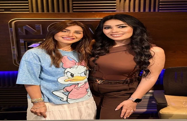 منة فضالي تفكر في الاعتزال والسفر للخارج
