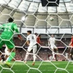 نيوزيلندا تتقدم على مصر في الشوط الأول بكأس العالم
