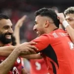 احتفال منتخب مصر بعد الفوز التاريخي على نيوزيلندا