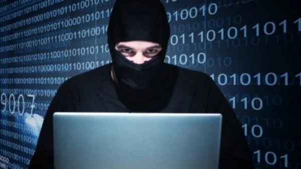 عقوبة تلفيق الصور المنافية للآداب تصل إلى 5 سنوات سجن