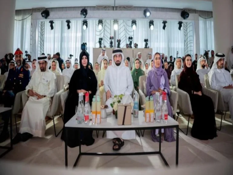 الإعلام الإماراتي ينطلق بدورته الحادية عشرة تحت شعار "خط أحمر"