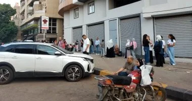 توافد طلاب الثانوية العامة لأداء امتحان اللغة الأجنبية الثانية