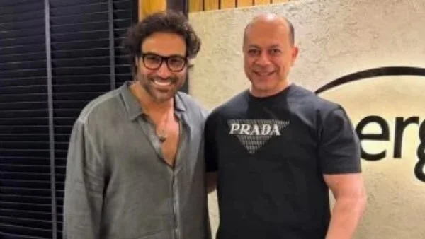 أحمد فهمي يتعاقد على مسلسل رمضان 2027 مع معتز التوني