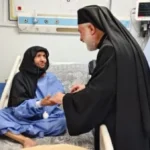 زيارة الأنبا باسيليوس لمستشفى الأورام بسمالوط