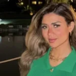 فرح شعبان تتألق بإطلالة أنيقة باللون الأخضر الزمردي