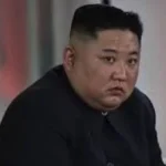 كيم جونج أون يكشف عن تجهيز البحرية بأسلحة نووية