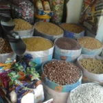 تباين أسعار السلع الغذائية في الأسواق المصرية اليوم