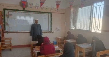 امتحانات الثانوية الأزهرية بالإسماعيلية تسير في أجواء هادئة