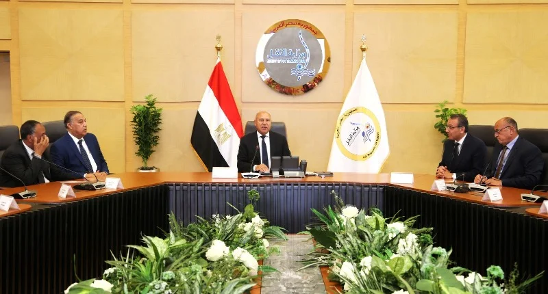 اجتماع الجمعية العمومية للقابضة للطرق والكباري