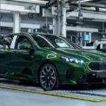 BMW تعيد الدفع الخلفي مع سيارة i1 الكهربائية
