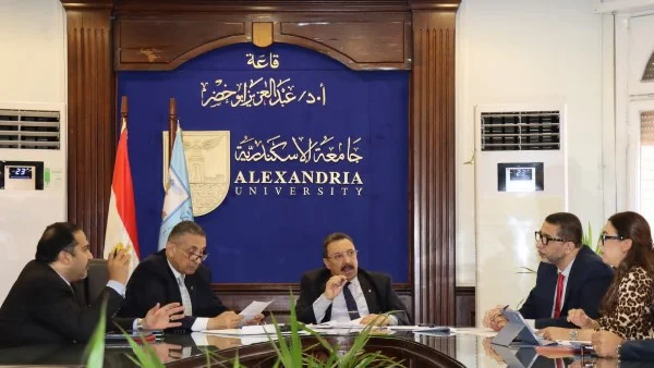 تطوير الخدمات التعليمية لذوي الهمم بجامعة الإسكندرية