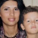 محمد محمود عبدالعزيز يحتفل بعيد ميلاد والدته بصورة مؤثرة