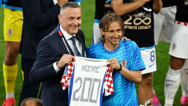 مودريتش يخوض مباراته الـ200 مع منتخب كرواتيا