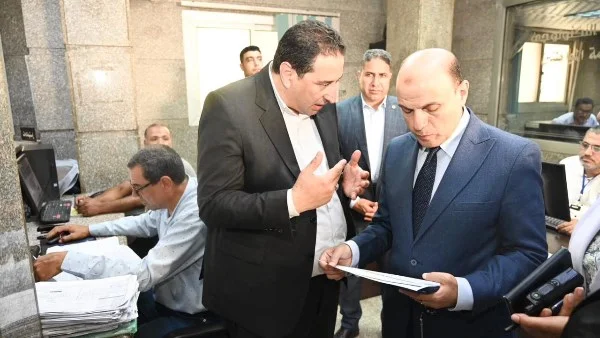 محافظ الغربية يواصل جولاته لمتابعة خدمات المواطنين