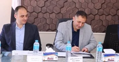 محافظ دمياط يناقش شكاوى المواطنين في الروضة
