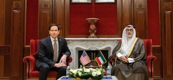الكويت وأمريكا تبحثان تعزيز الاستقرار الإقليمي