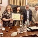 تكريم منى رجب في نقابة كتاب مصر